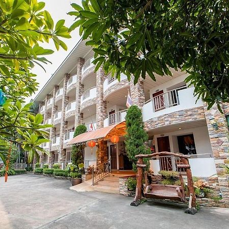 Selina Place Hotel Pattaya Ngoại thất bức ảnh